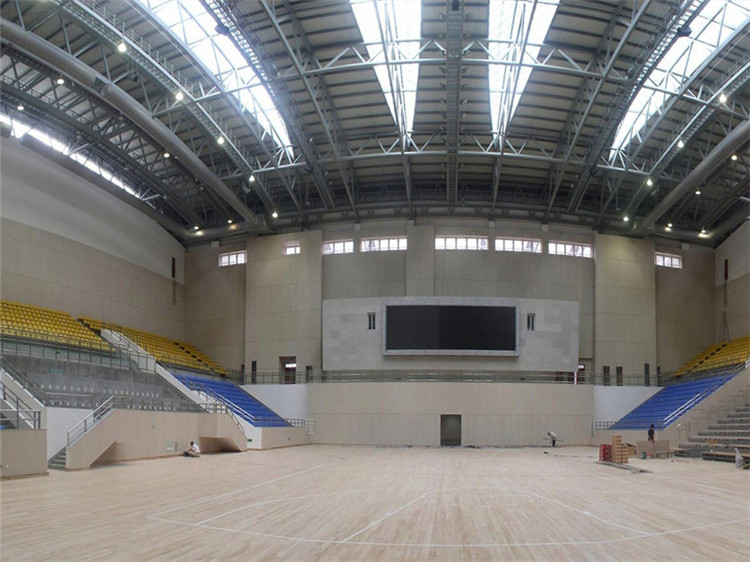 鸡西体育委员会运动场